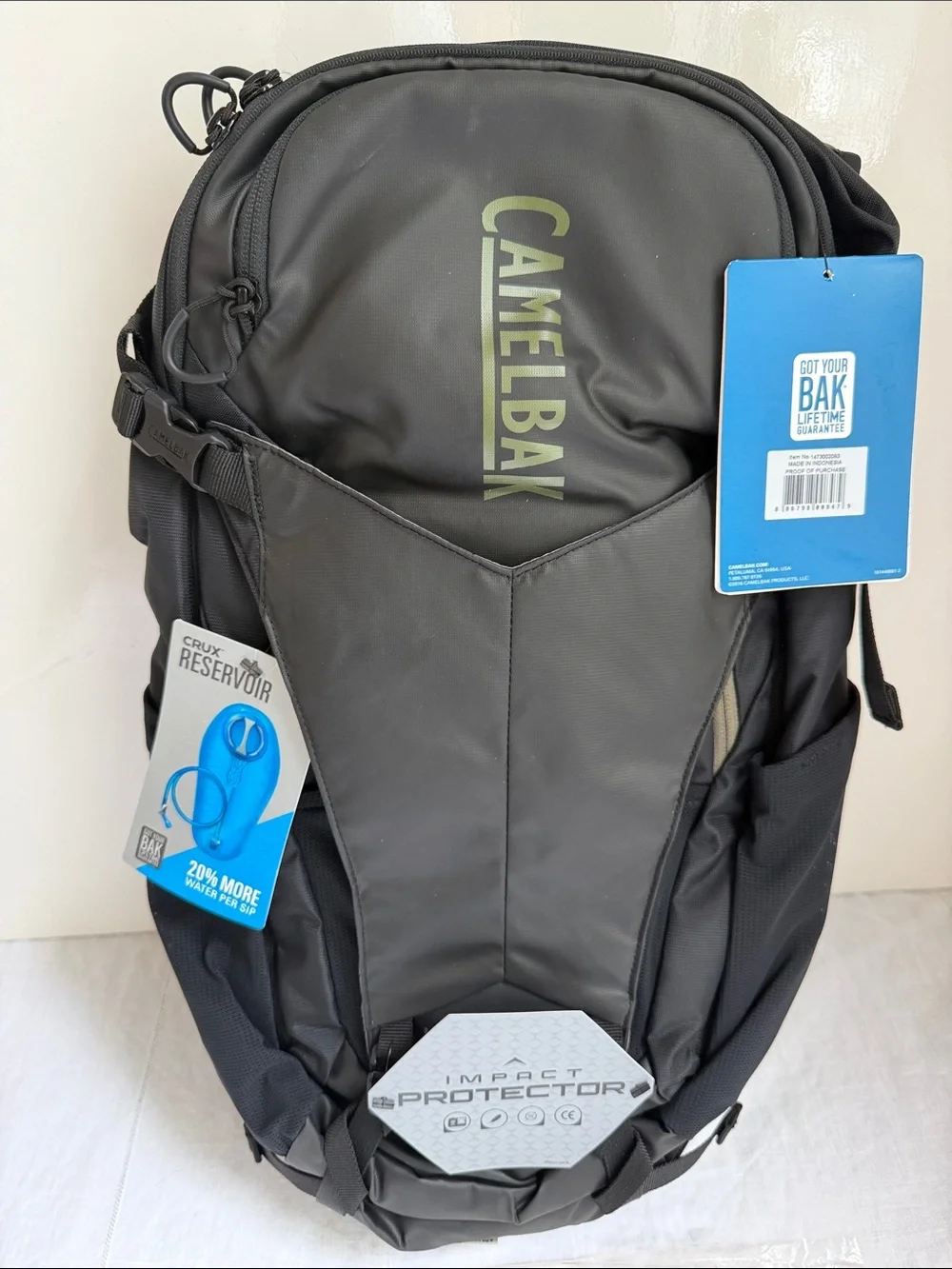NWT New Camelbak backpack K.U.D.U Protector 20 100 oz M/L